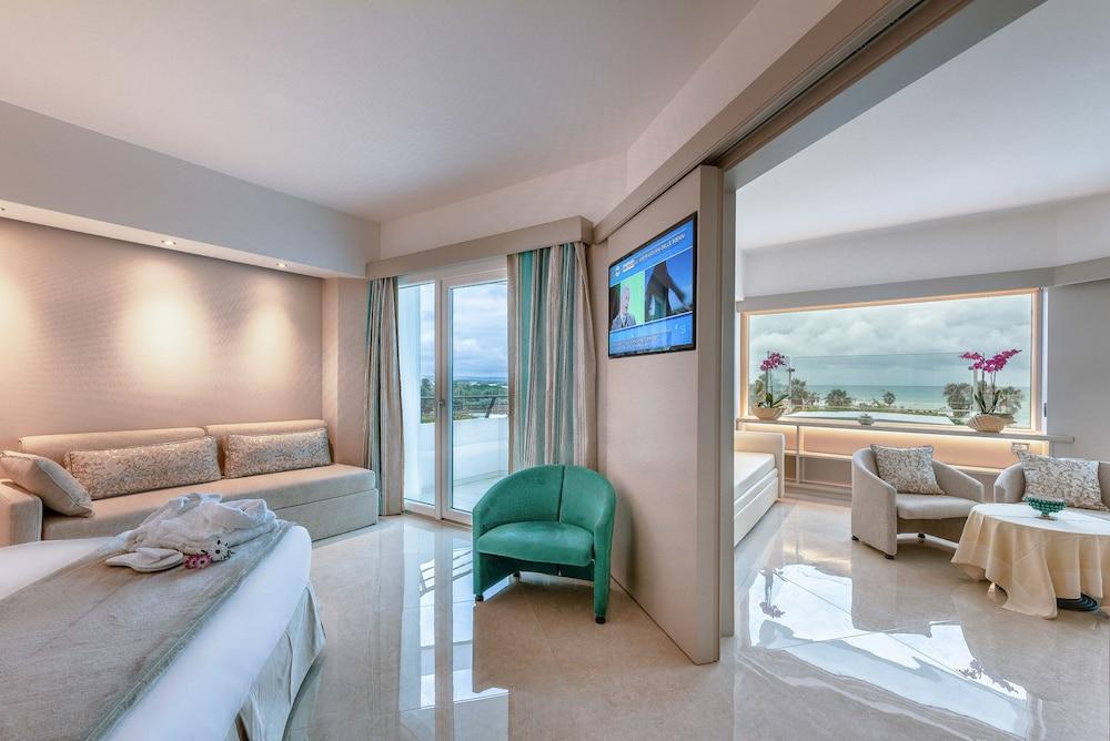 Acacia Palace (Adults Only) Marina di Ragusa Exterior photo